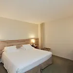 Western L'oree Paris Sud מלון
