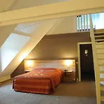 Western L'oree Paris Sud 4*