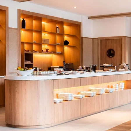 ホテル Western L'oree Paris Sud 4*