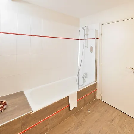 Western L'oree Paris Sud 酒店 4*