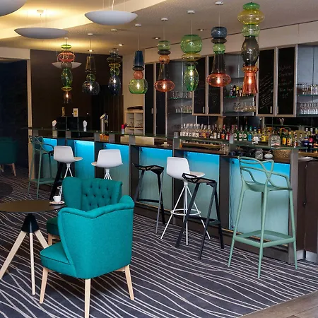 Western L'oree Paris Sud 4*