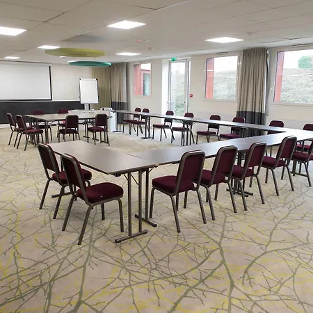 Western L'oree Paris Sud ホテル 4*