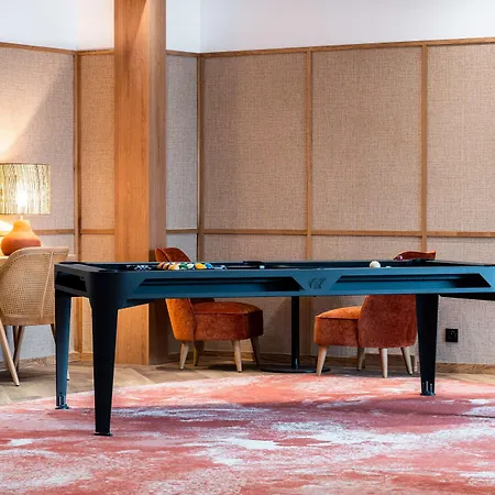 Western L'oree Paris Sud ホテル