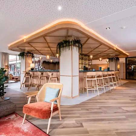 Western L'oree Paris Sud 酒店 4*