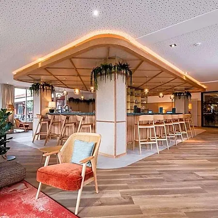 호텔 Western L'oree Paris Sud 4*