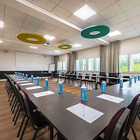 Western L'oree Paris Sud 4*