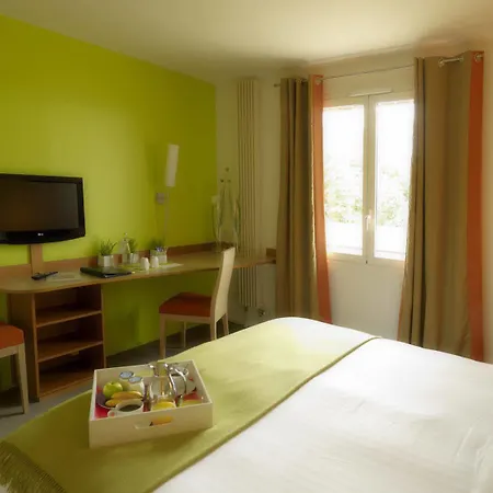 Western L'oree Paris Sud Hotel