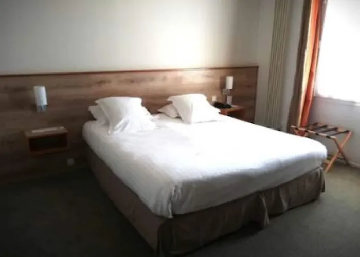 Western L'oree Paris Sud 4*