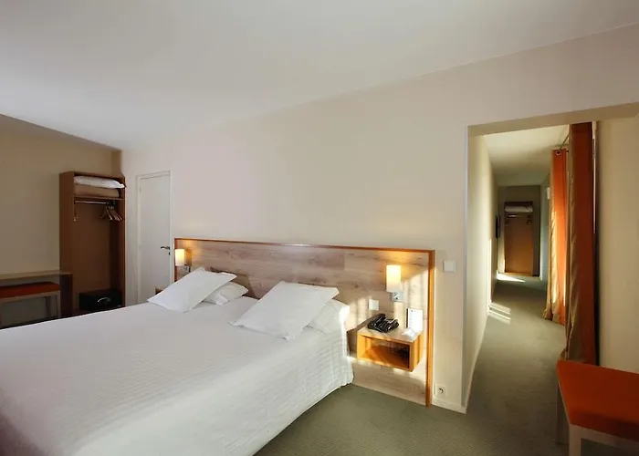 Otel Western L'oree Paris Sud 4*
