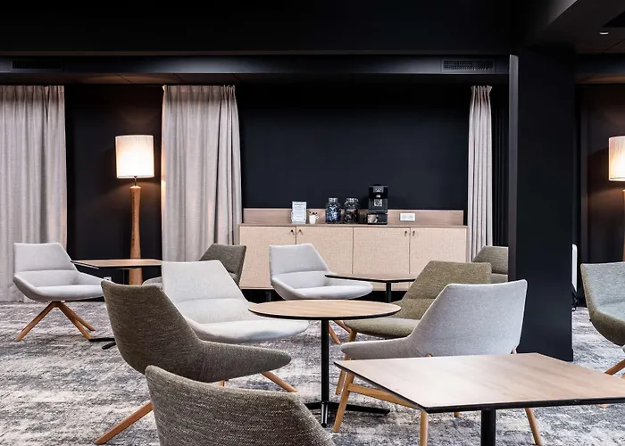 Western L'oree Paris Sud Otel 4*
